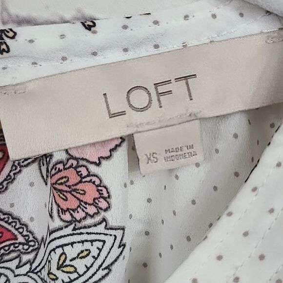 LOFT Ivory Floral Shirred Shell Polka Dot Sleeveless Blouse Women's Keyhole Top - Picture 4 of 11